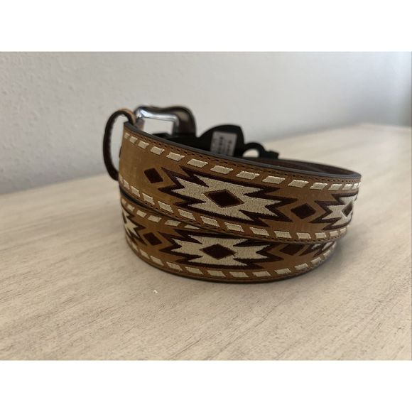 Ariat A1039802 Mens Sz 36 Lt Brown Embroidered Aztec Print Leather Belt - Picture 4 of 8